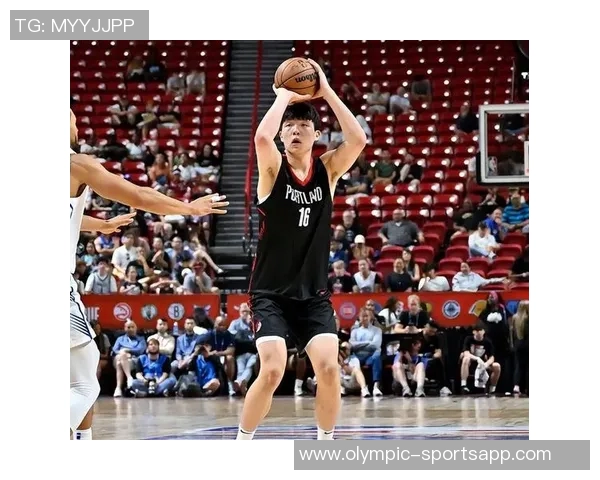 杨瀚森末节表现出色贡献5分4板2助1断正负值1展现锻炼价值