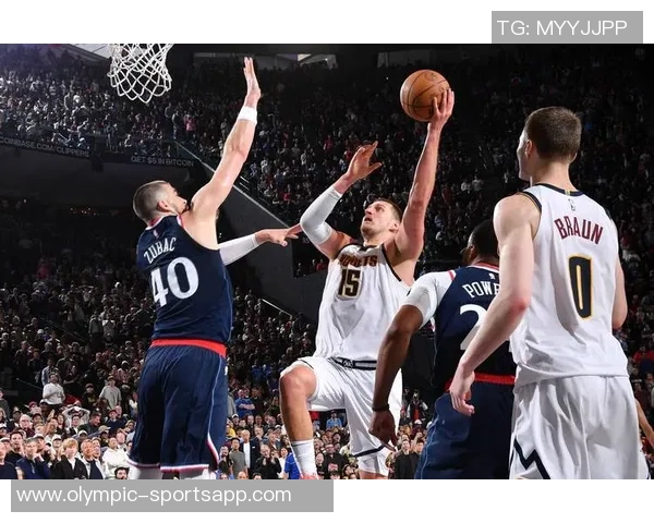 连续四场三双的戈登盛赞约基奇是全球最佳球员并持续进步