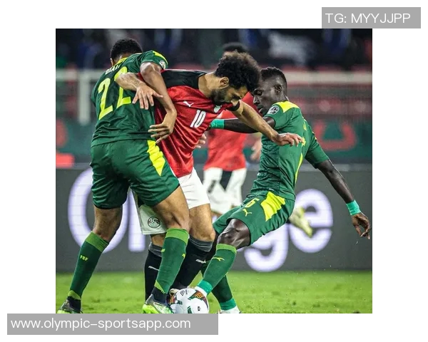 非洲杯再度对决萨拉赫与马内昔日队友关系的微妙变化与冲突回顾